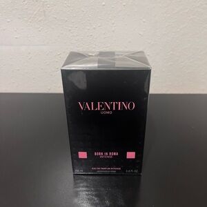 Valentino UOMO born in roma intense